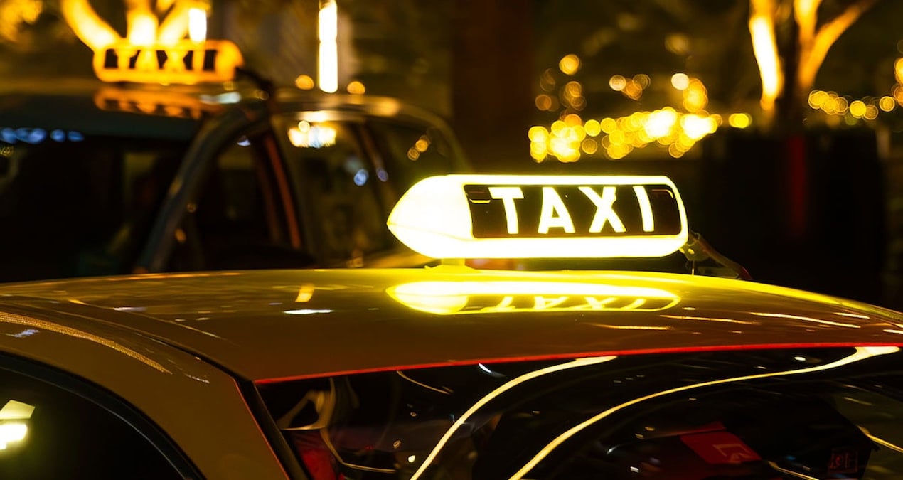 lastikler patlar denilerek alinmadigi taksiyi dava etti cSWhAQ37