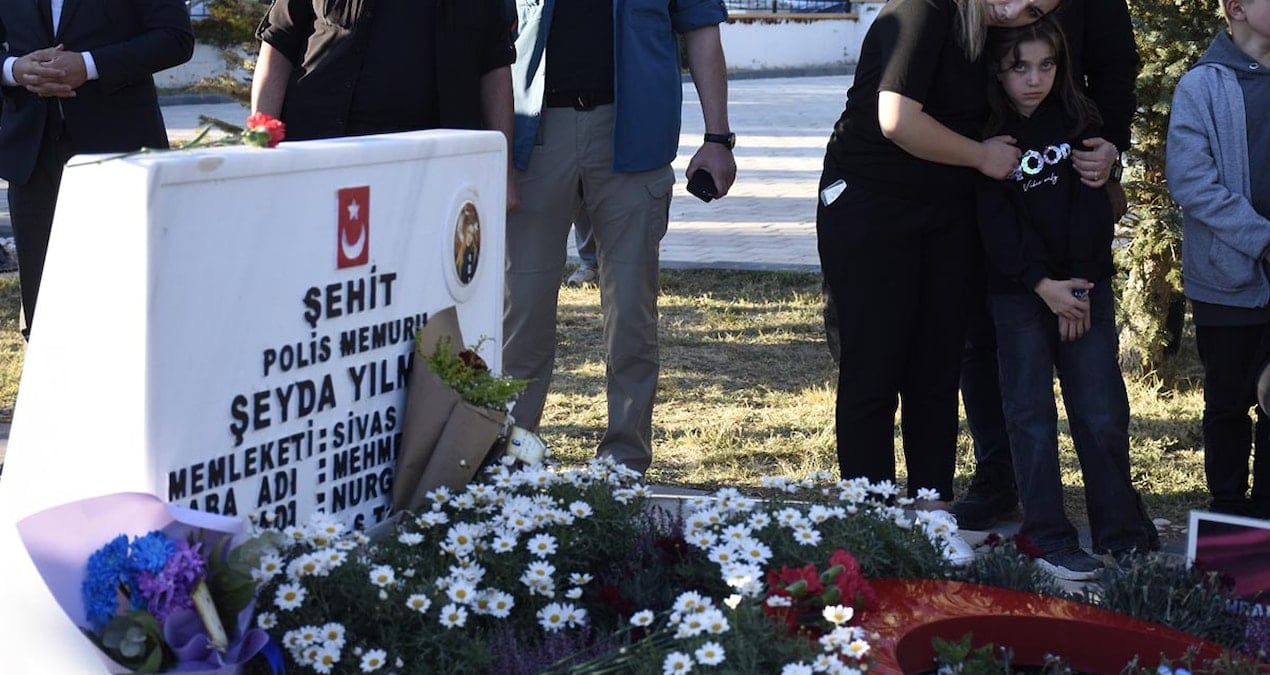 sehit polis memuru seyda yilmaz sehadetinin yil donumunde dualarla anildi M6RDxqf4