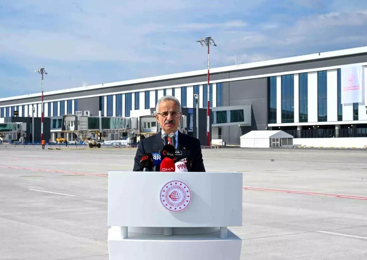 antalya havalimanina yeni hava trafik kulesi 2Rhmu5mw.jpg