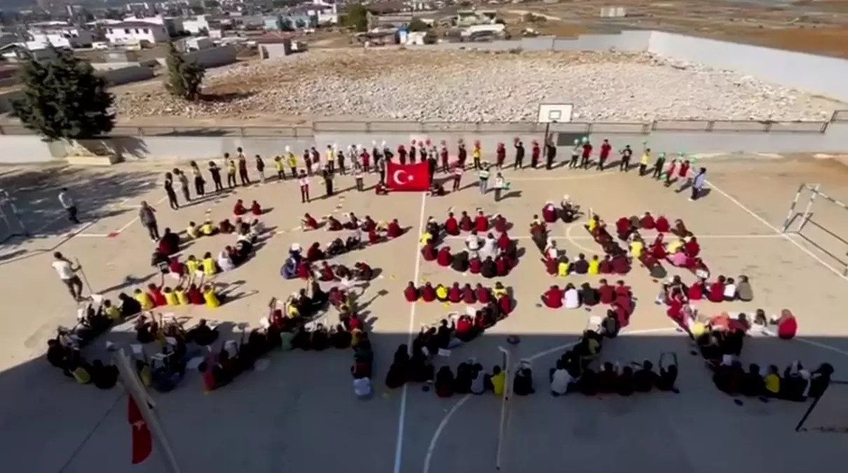 ogrencilerden gazzeye destek aqQp1KxH