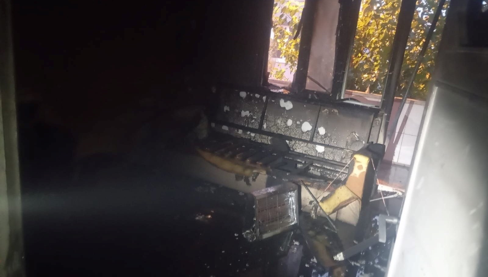 susurlukta ev yangini JDYZI2GO.jpg