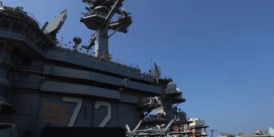 İran’dan ABD’ye Uyarı: USS Abraham Lincoln Menzile Girmesi Halinde Hedef Alınacak