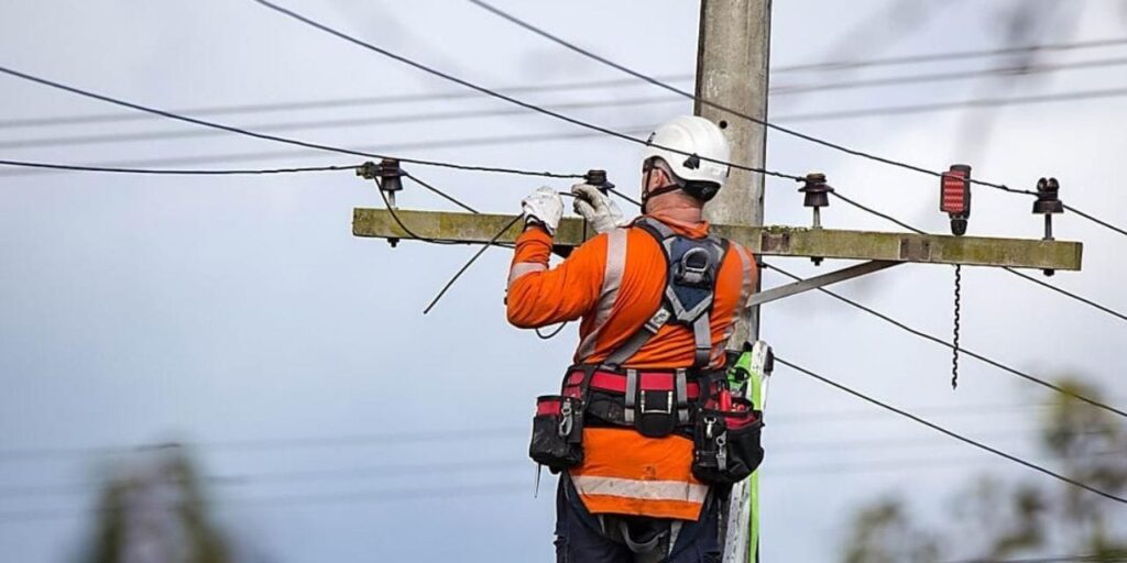 gdz-elektrik-duyurdu-izmirde-bugun-8-saate-kadar-elektrik-yok-8pNmCghL