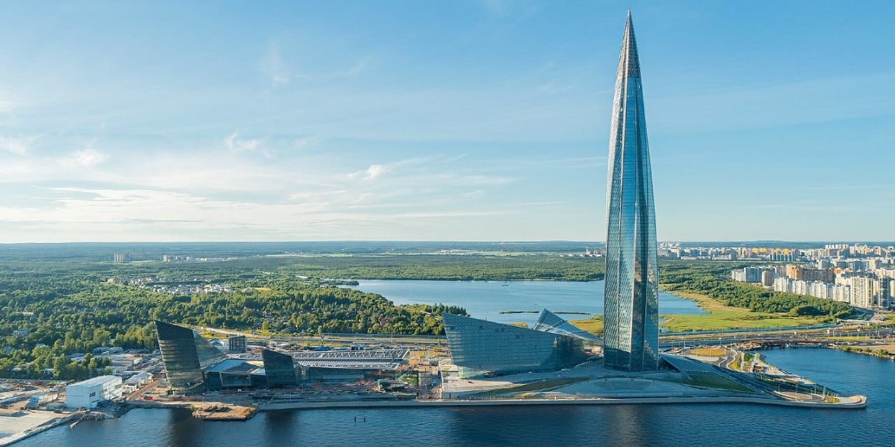 49 Saat Süren Rekor: 90 Derece Kıvrılan ve Kendi Kendini Soğutan Kule