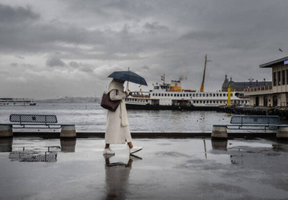 akom-istanbul-icin-uyardi-hafta-sonu-hava-nasil-olacak-ULO2SyTW